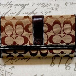 Coach Checkbook Wallet
